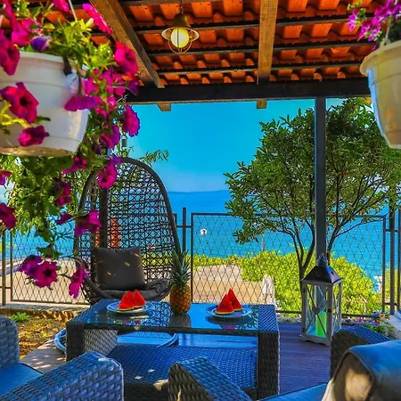 Apartment B&r, Beach Studio Podstrana